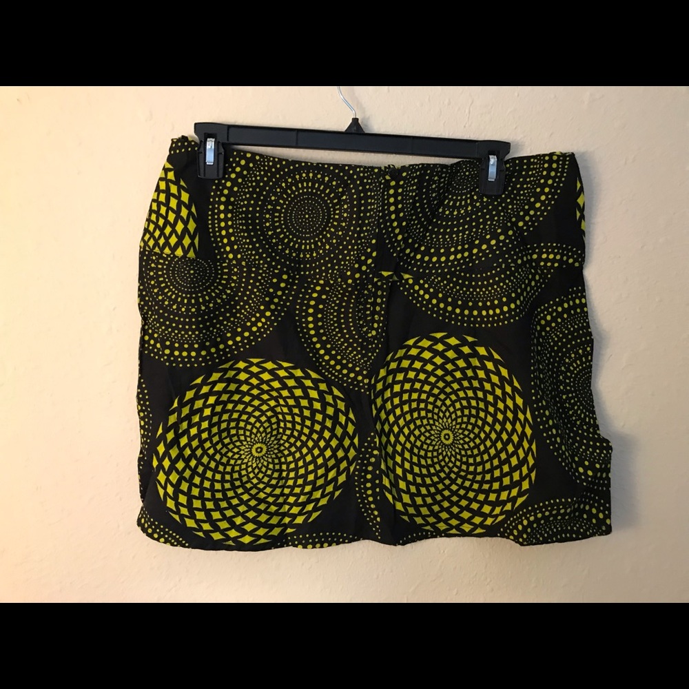 Mod Mini Skirt - Picture 2 of 2